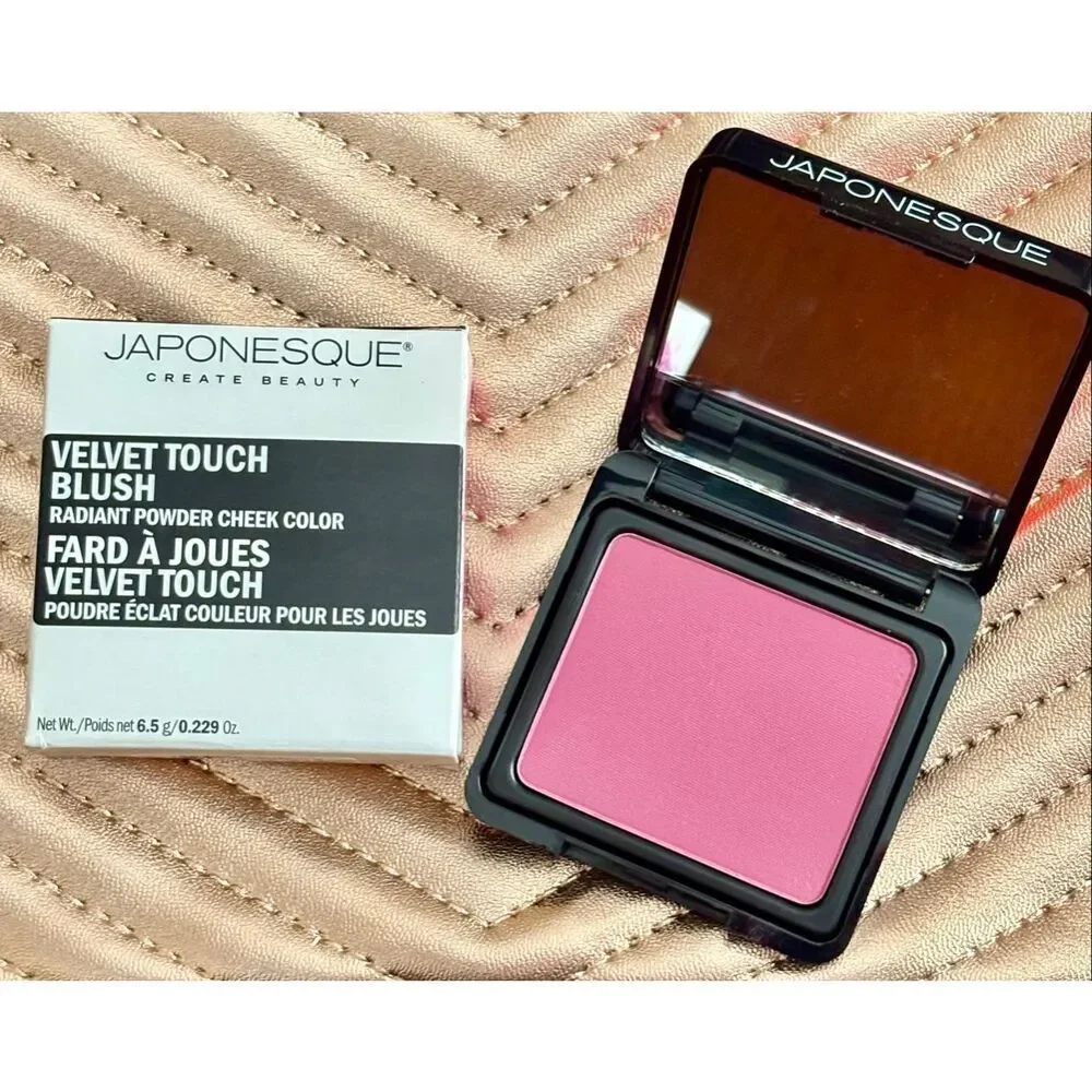 JAPONESQUE - NIB Velvet Touch Blush Radiant Powder Cheek Color/Full Size/Shade 4